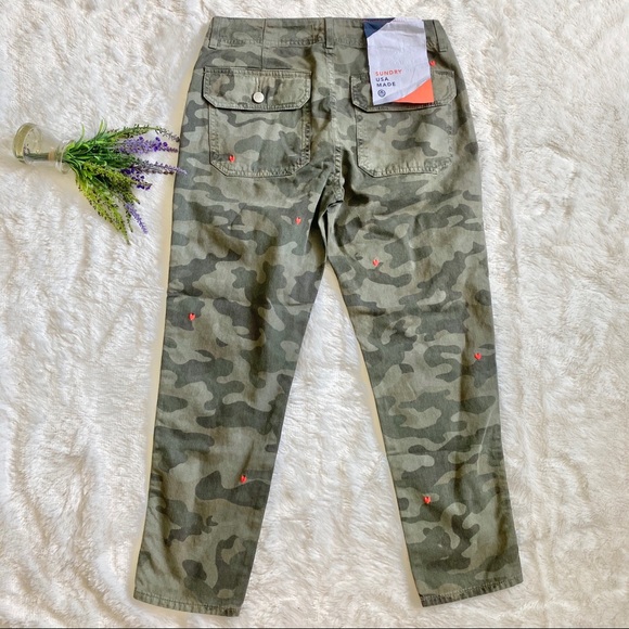 NEW Sundry Embroidered Hearts Camo Utility Pants - Picture 8 of 9